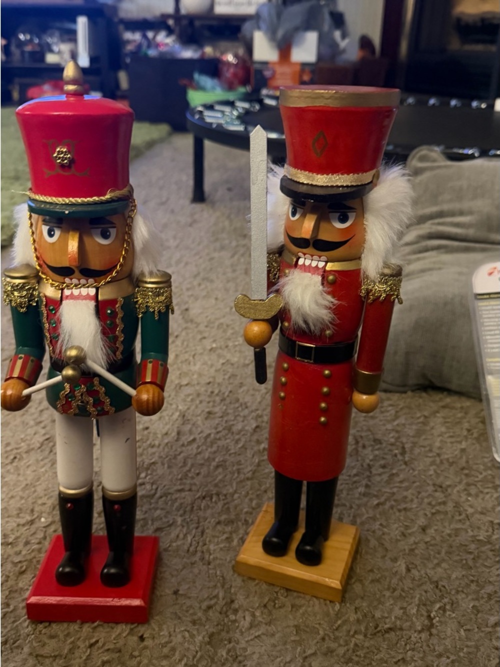 Classic Red & GreenWooden Nutcracker Soldier – Holiday Decor
